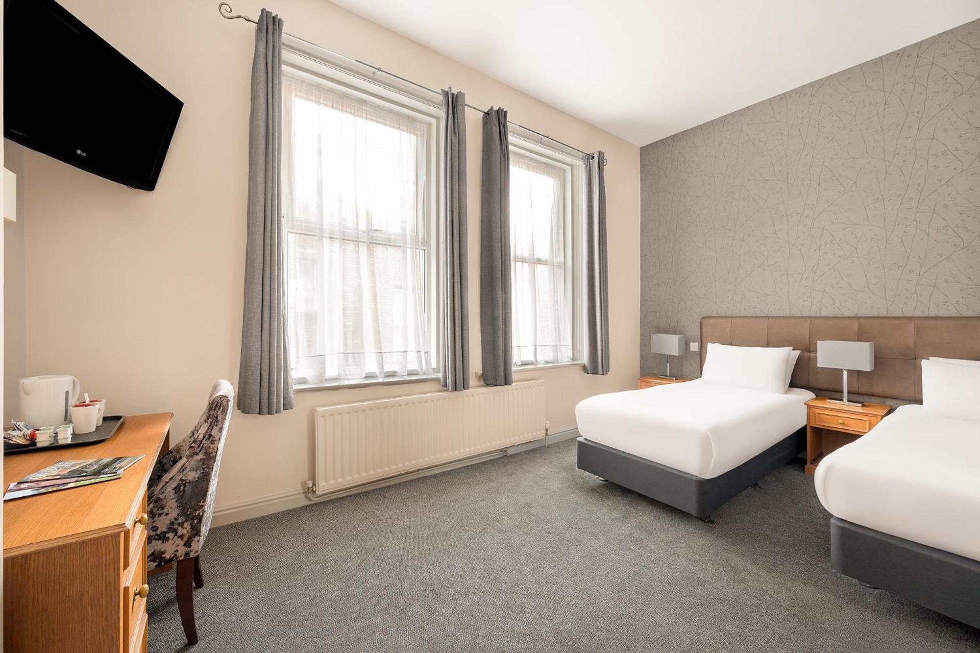 Hotel The County