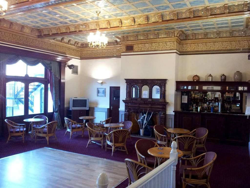 Hotel The County